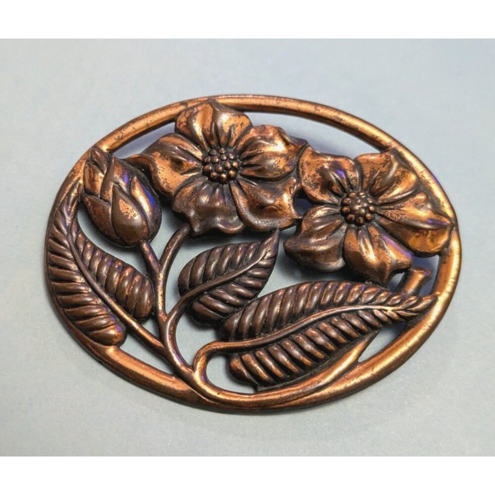 Vintage Ca. 1940th Copper Brooch Pin Repousse Floral Design 2.5*2 in.